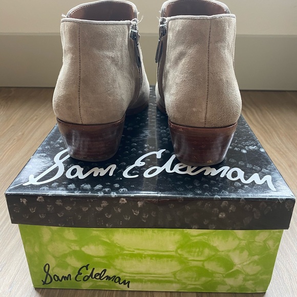 Sam Edelman ‘Petty’ Chelsea Boot - Picture 6 of 6